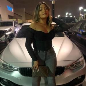 Meet your Posher, Sheyla